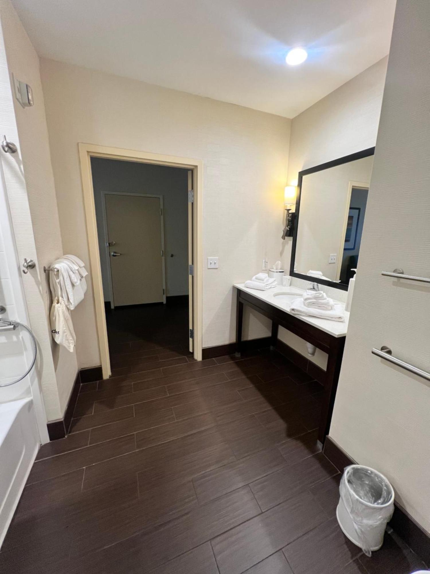 Hampton Inn & Suites Stroudsburg Bartonsville Poconos מראה חיצוני תמונה