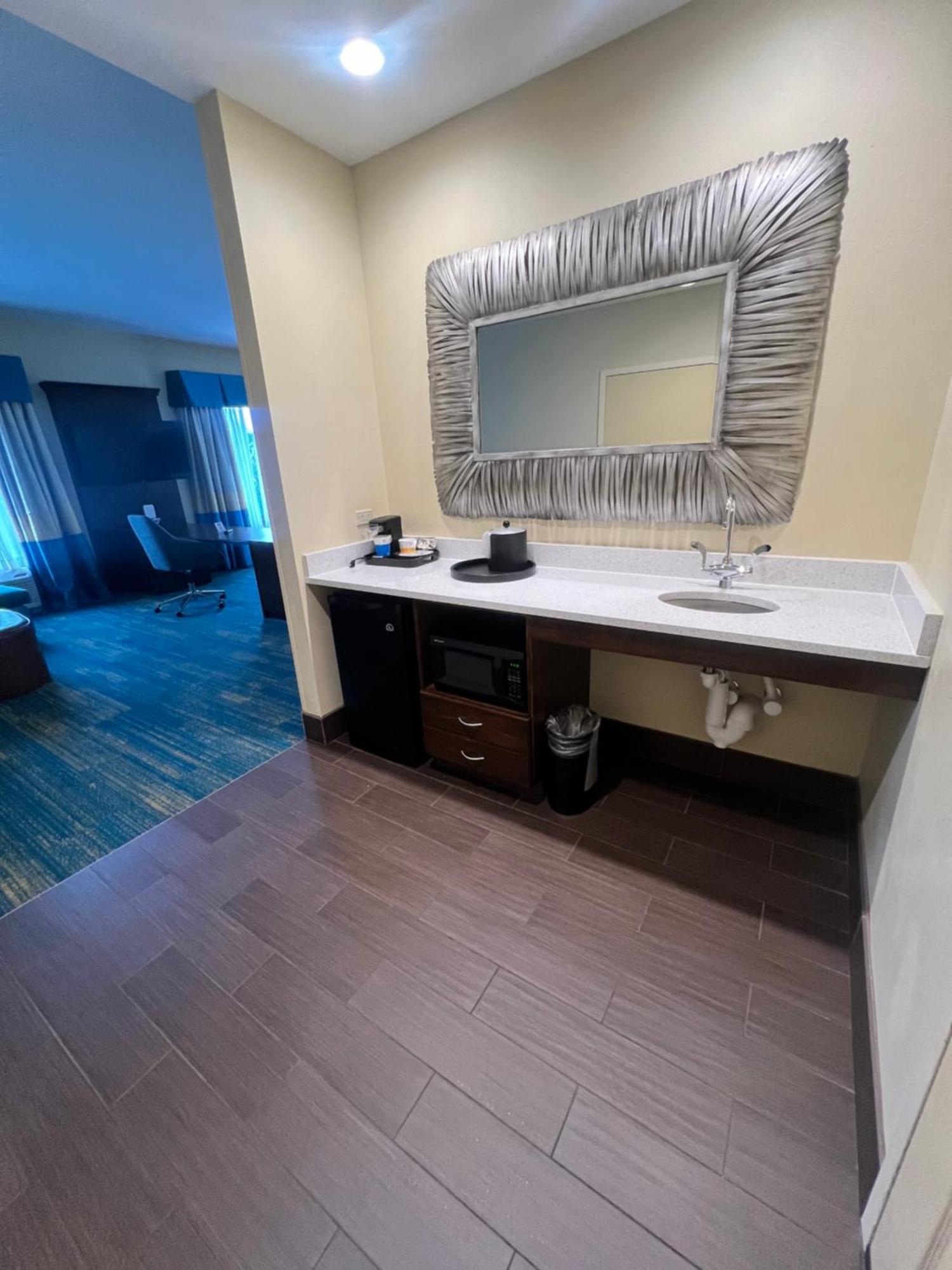 Hampton Inn & Suites Stroudsburg Bartonsville Poconos מראה חיצוני תמונה