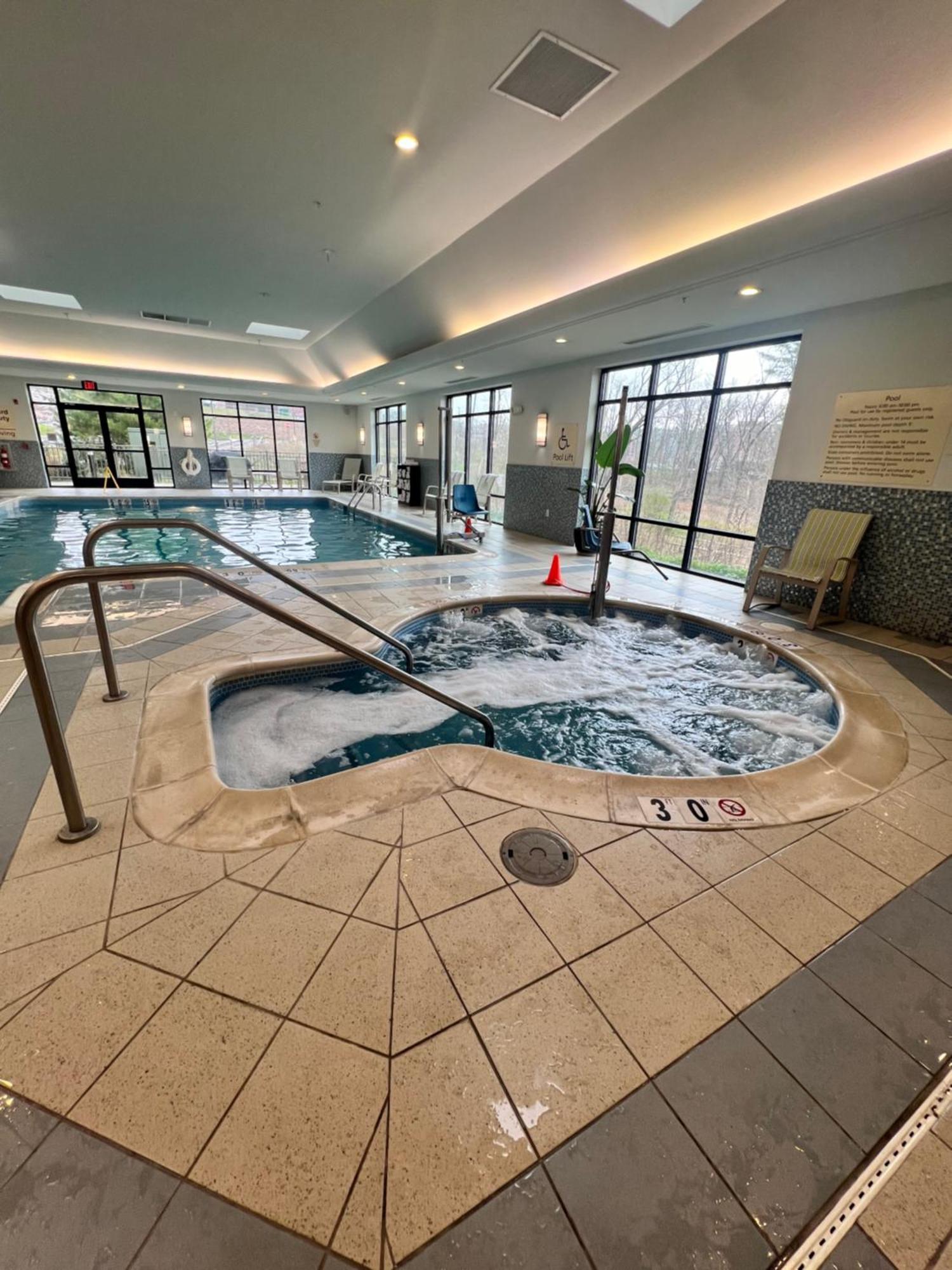 Hampton Inn & Suites Stroudsburg Bartonsville Poconos מראה חיצוני תמונה